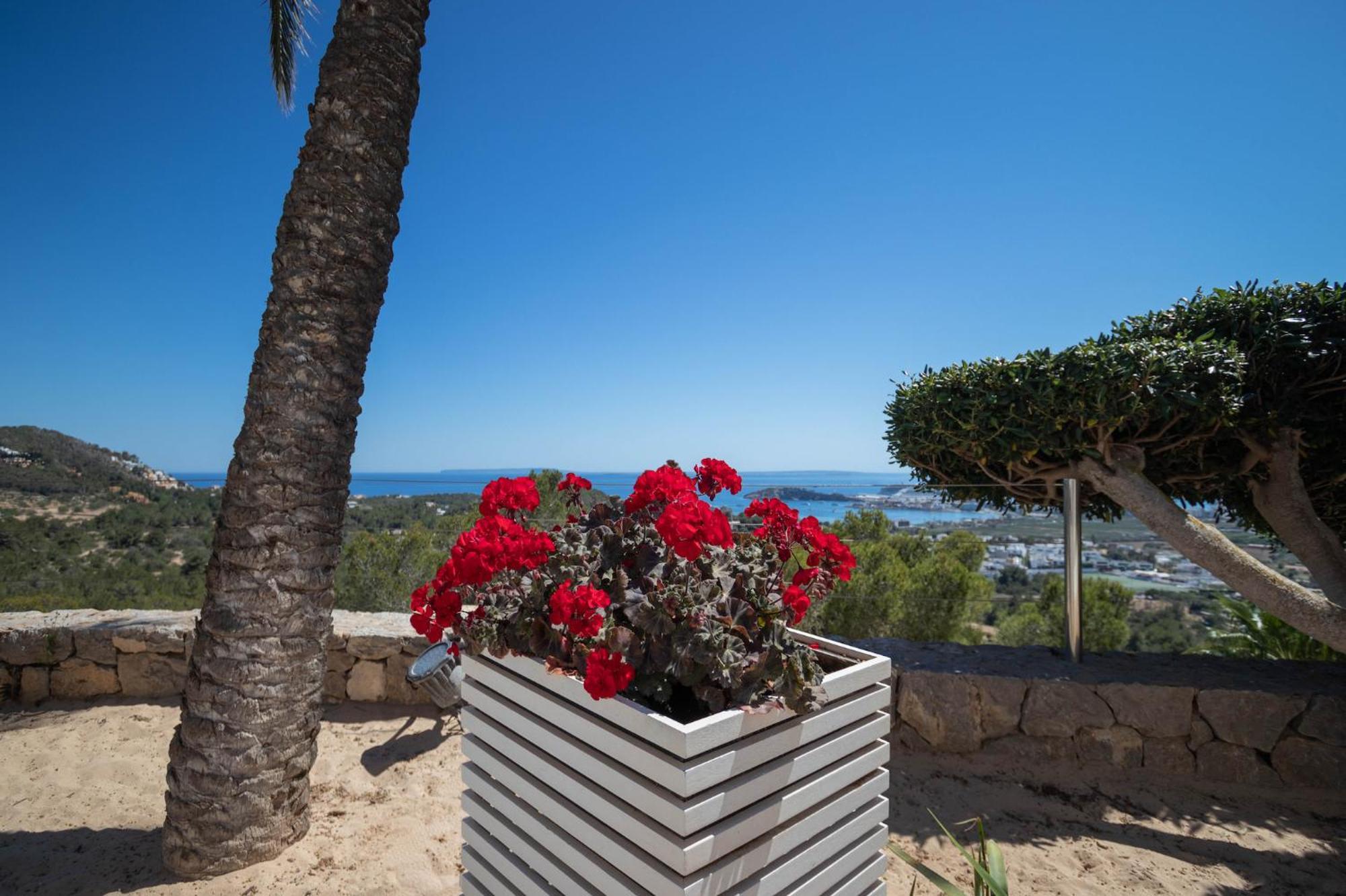 Mirage Ibiza * Nuestra Señora de Jesus